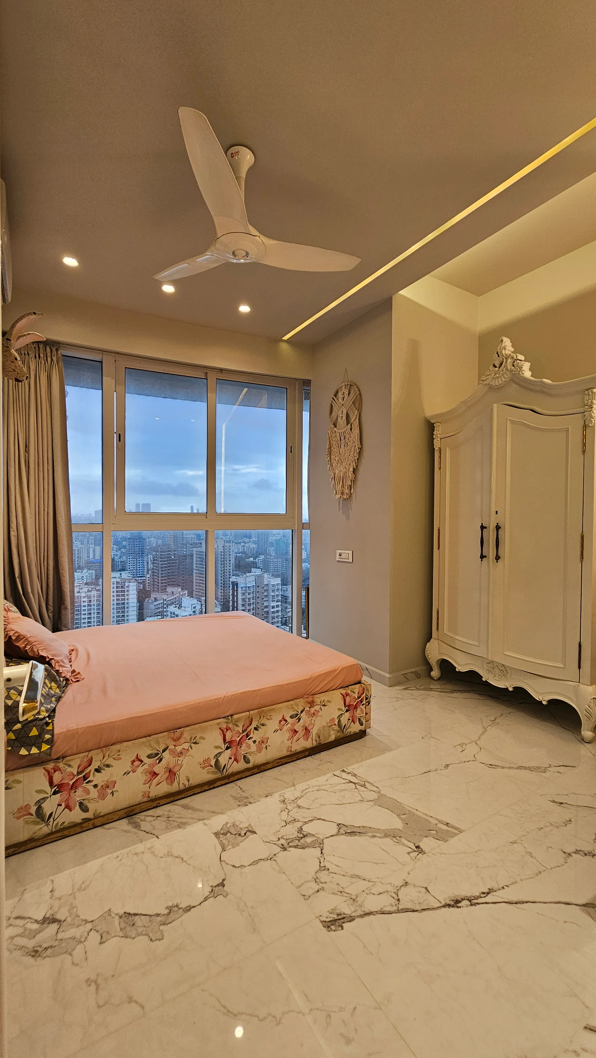 4BHK Luxury Residence - Perspective 8